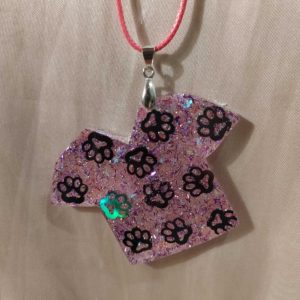 T-Shirt Pink/Purple Glitter Black Holographic Paws Pink Cord Necklace