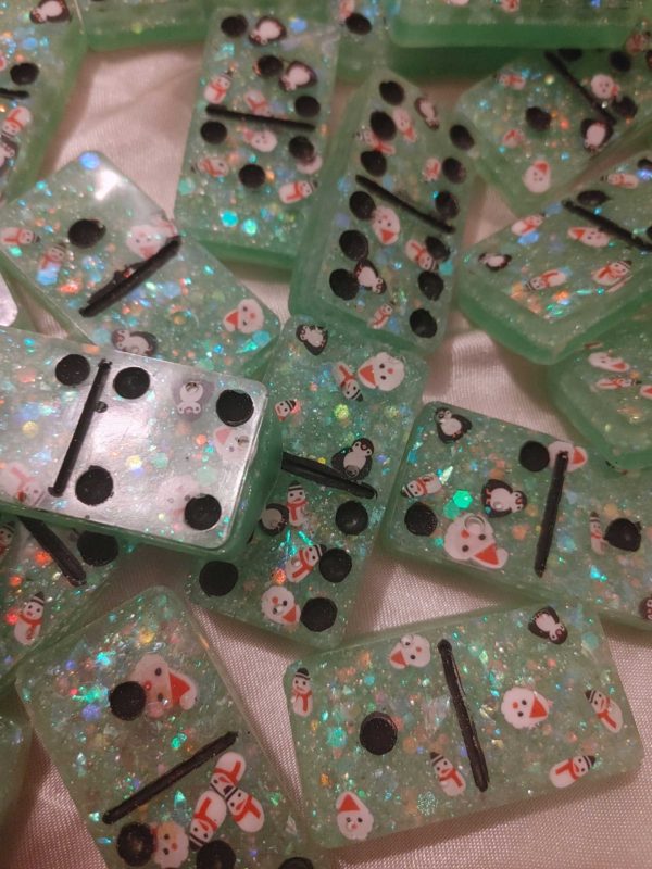 Christmas Theme Santa/Snowman/Penguin Glitter Glow-in-the-Dark Dominoes