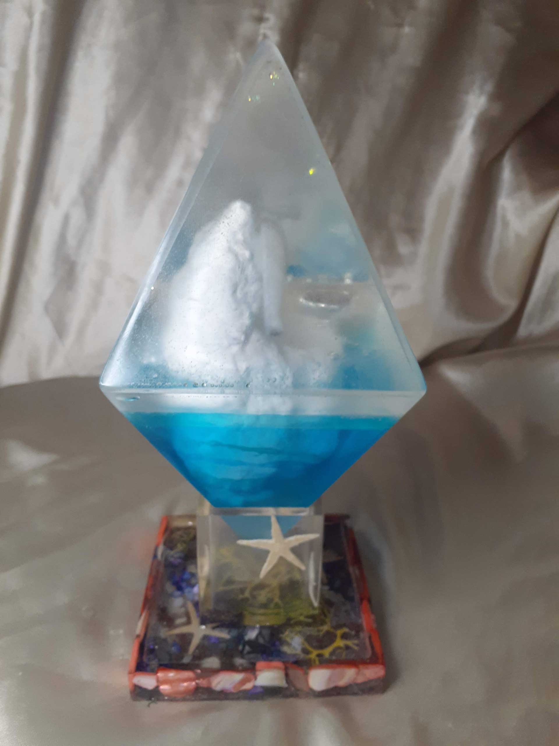 Polar Bear on Iceberg Diamond Pyramid with Ocean Bottom Stand - Image 3