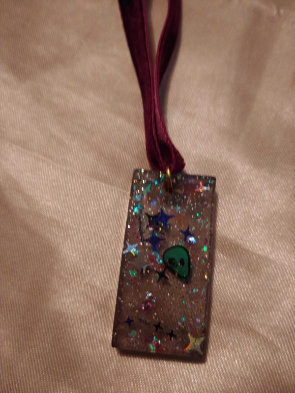 Purple Velvet Black Green/Black Alien Head Blue/Silver Stars Glitter Blue/Green/Pink Holographic Flakes Rectangular Pendant Choker Necklace