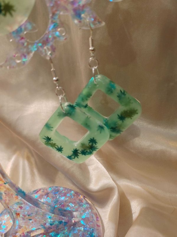 Chunky Square/Square 'High Maintenance' Glow-in-the-Dark 2-Tone Green Marijuana Leaf Glitter Silver Tone Posts Earrings