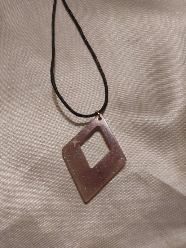 Diamond/Diamond Beige Glitter Black Cord Necklace