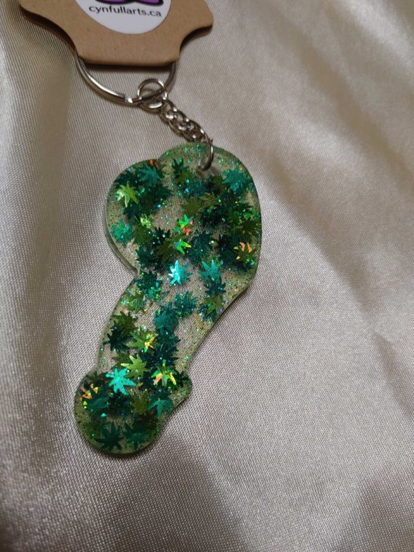 Dopey Dick Green Marijuana Leaf Pretty Penis Keychain Style 1