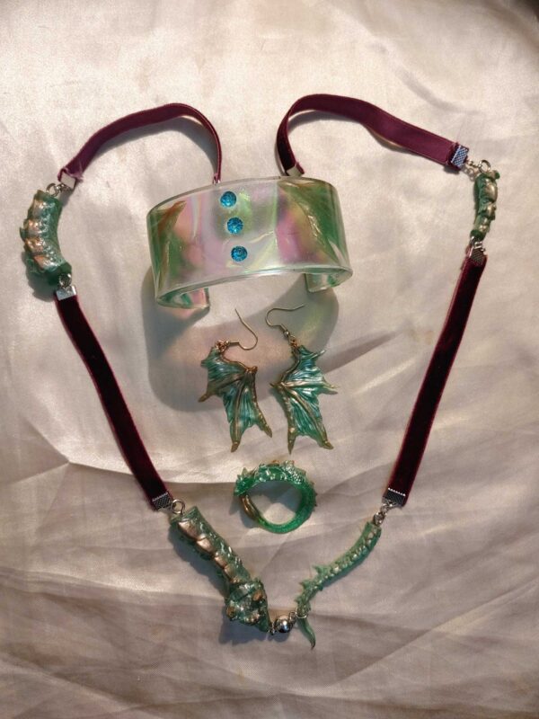 Dragon & Wings Green/Gold Necklace/Earrings/Bracelet/Ring Set