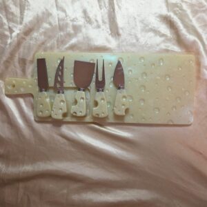 Cheese Board & 5 Knife 'Swiss Cheese Design' Set